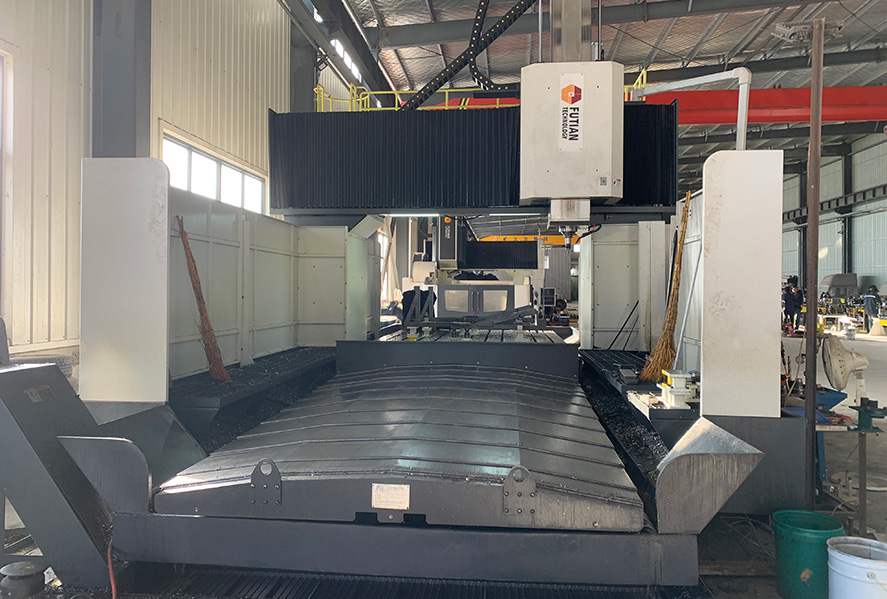 Les centres de portique augmentent une grande capacité d'usinage CNC