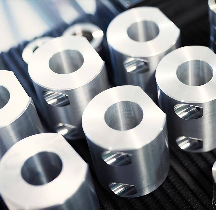 Haozhifeng Machinery : profondément engagé dans le commerce extérieur du matériel
